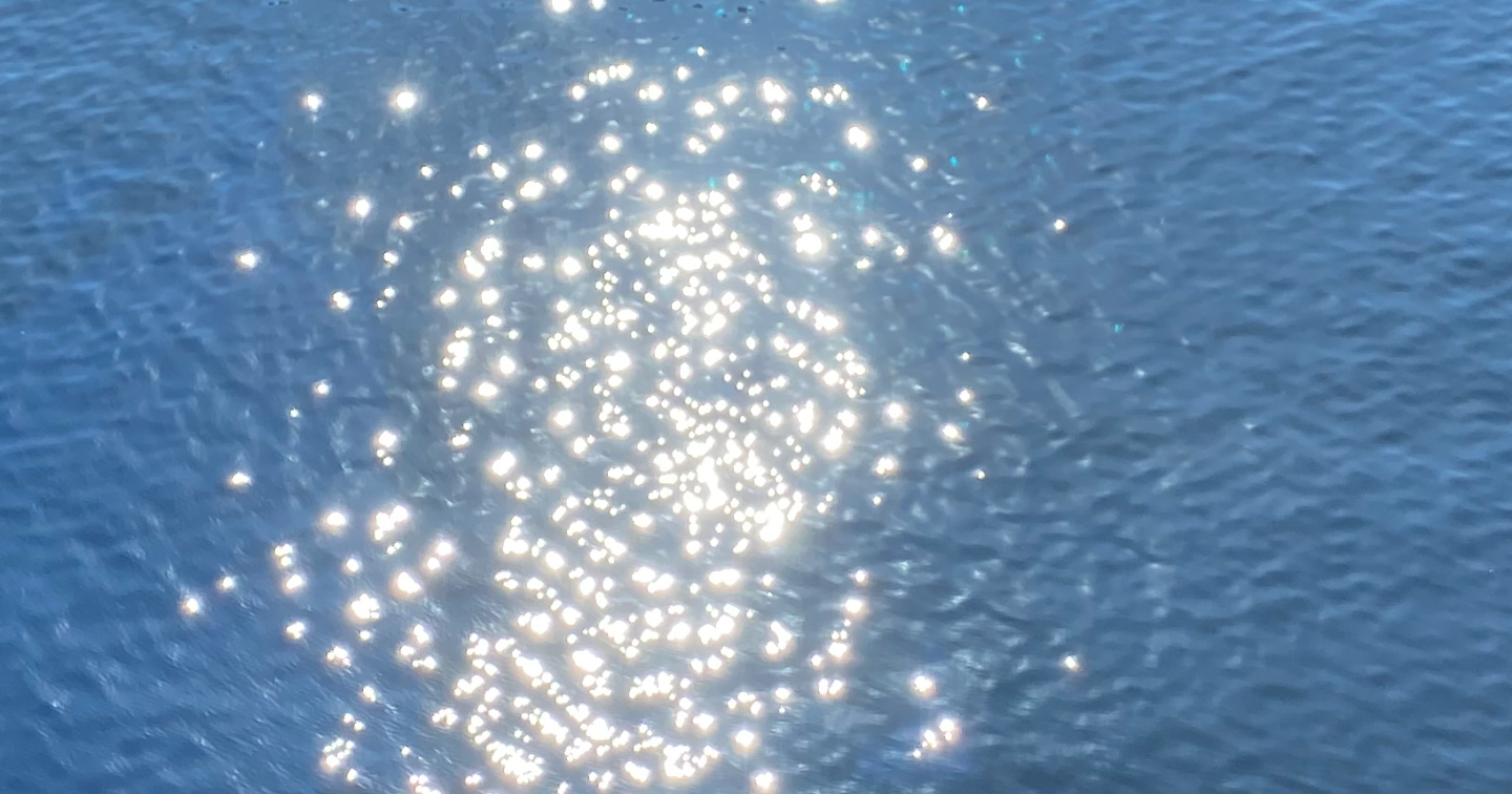 【エッセイ】サウンド・オブ・サイレンスな夜