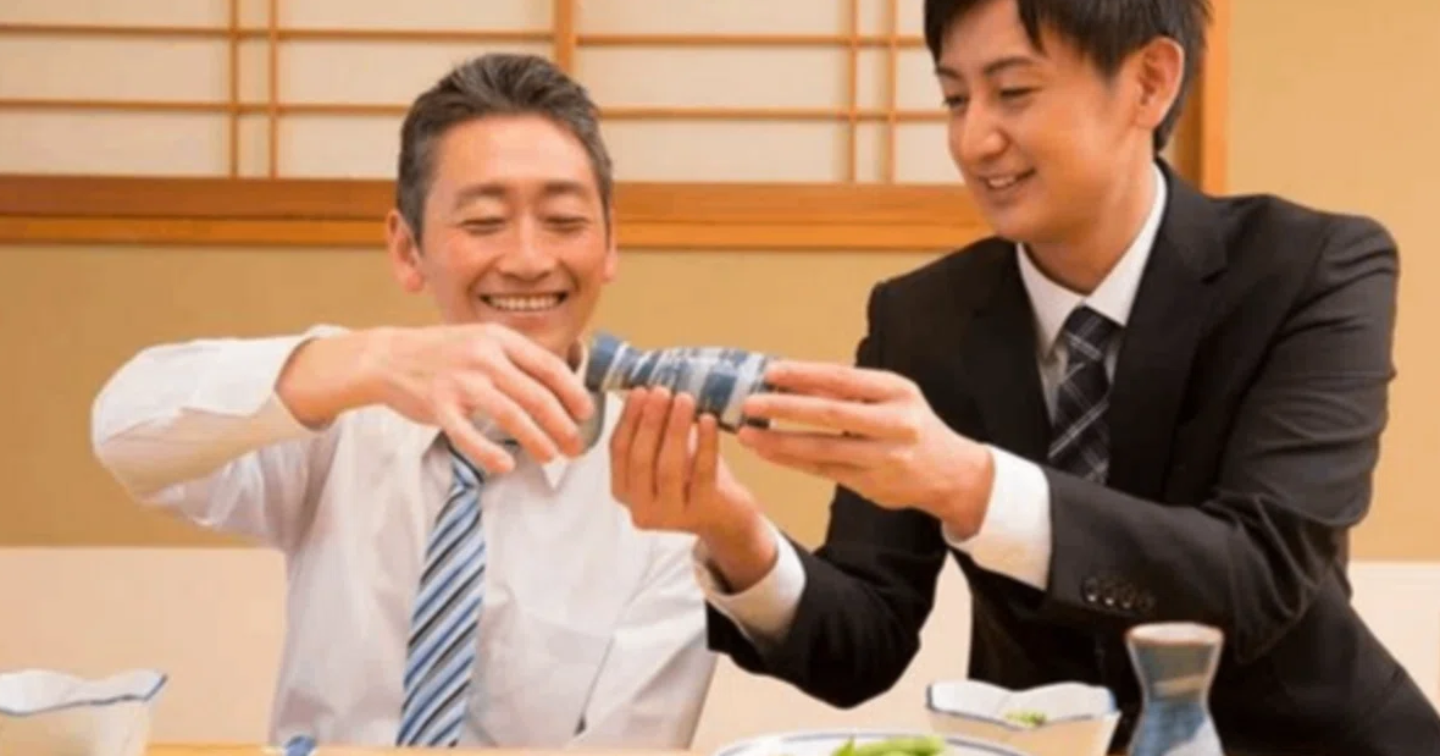 【会社がつまらない人に捧ぐ】飲み会攻略で仲間を増やして仕事を制する60の方法
