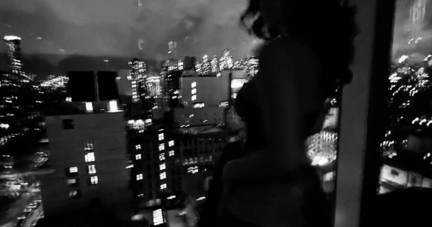 ノンバーバル：言葉より先に伝わる「男の魅力」