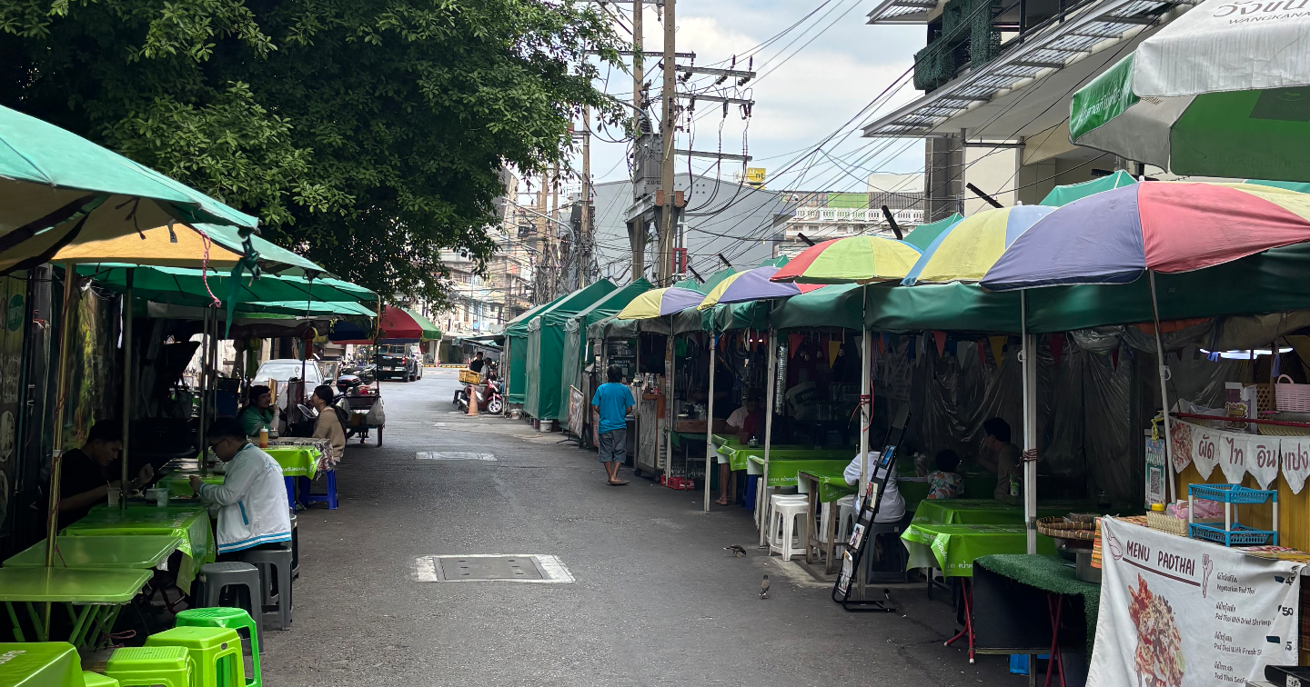 蛮国滞在記　4日目　千里の道もクンニから