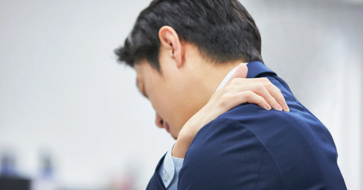 もうマッサージ迷子にならない。自分の肩をどう扱うかの基準がわかる、一生モノの「肩こり判断軸」