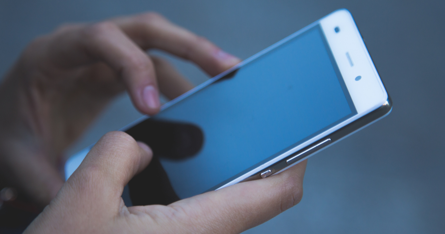 【スマホだけ副業】知識ゼロでも月１万円を作るシンプルな方法