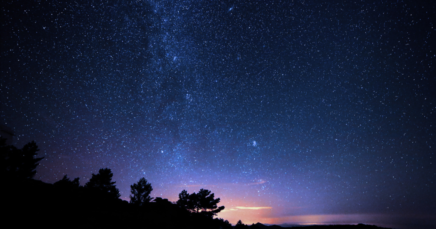 眠れない夜を、無理に終わらせようとしなくなった話