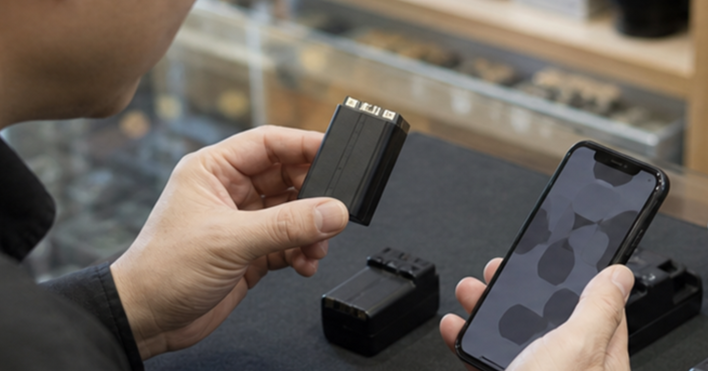 🔋中古カメラ純正バッテリー・充電器の見分け方と仕入れ基準
